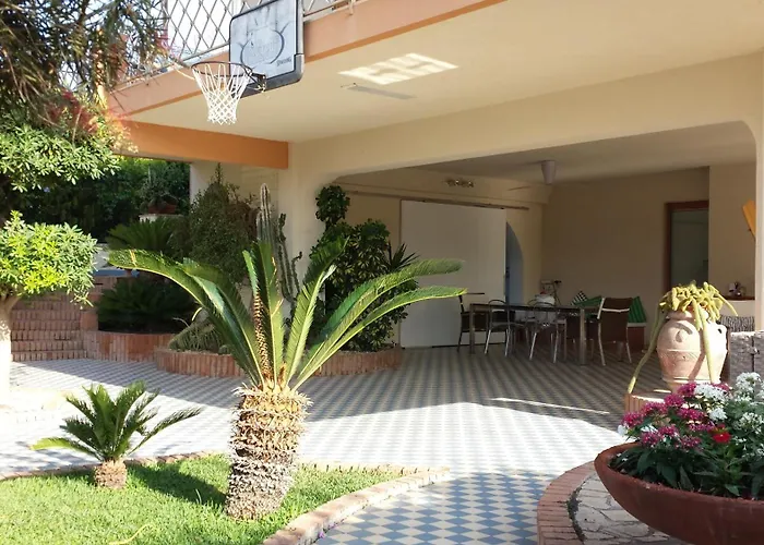 Pensión Lo Scalo 2.0 *